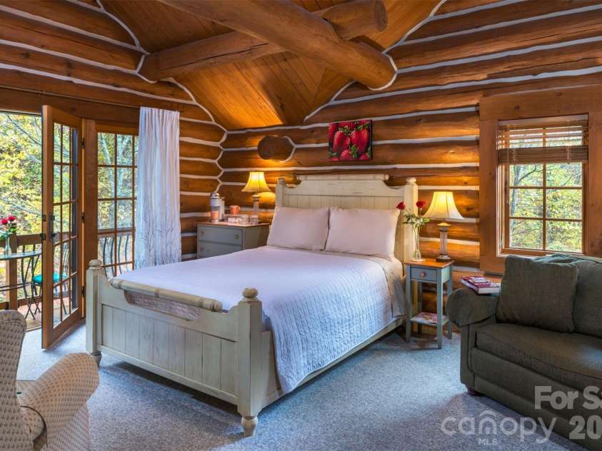 135 Potato Branch Road, Leicester, NC 28748.  MLS# CAR4415427, YatesRealty ID 46150. Strawberry Room