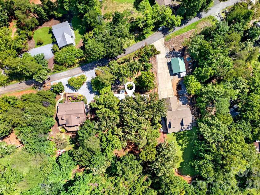 128 Pearson Circle, Lake Lure, NC 28746.  MLS# CAR4417256, YatesRealty ID 46151. 
