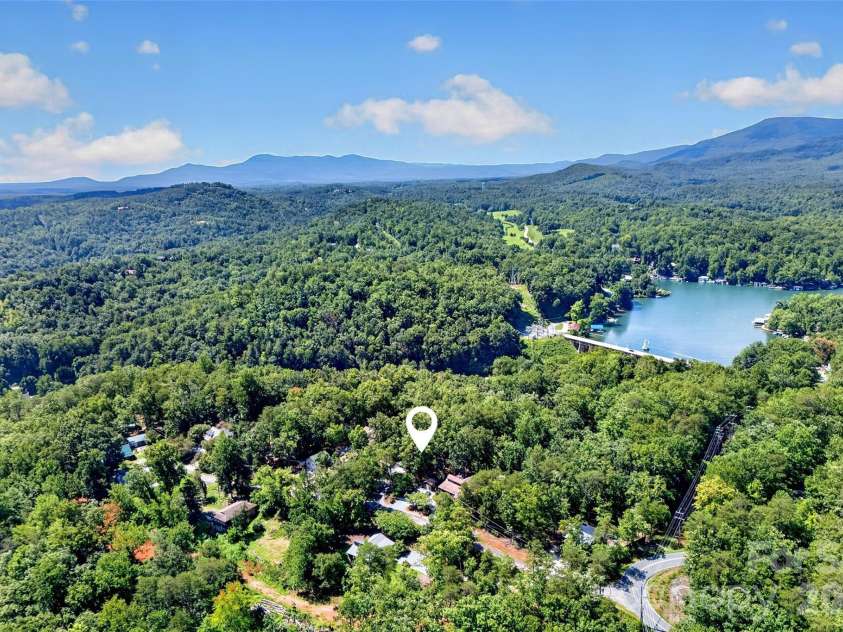 128 Pearson Circle, Lake Lure, NC 28746.  MLS# CAR4417256, YatesRealty ID 46151. 