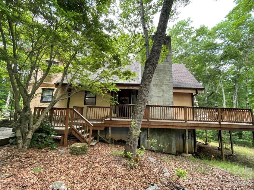 125 Tahala Trail, Cullowhee, NC 28723.  MLS# CAR4417260, YatesRealty ID 46152. 