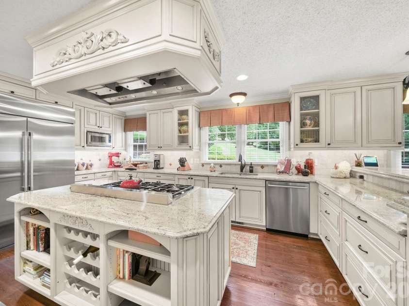 200 Keyhole Court, Cramerton, NC 28032.  MLS# CAR4416630, YatesRealty ID 46154. 