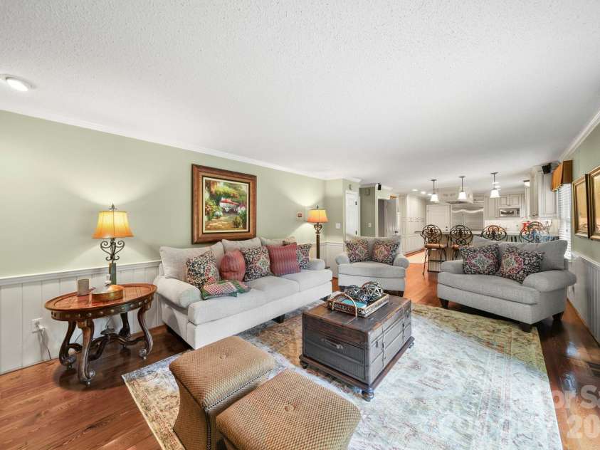 200 Keyhole Court, Cramerton, NC 28032.  MLS# CAR4416630, YatesRealty ID 46154. 