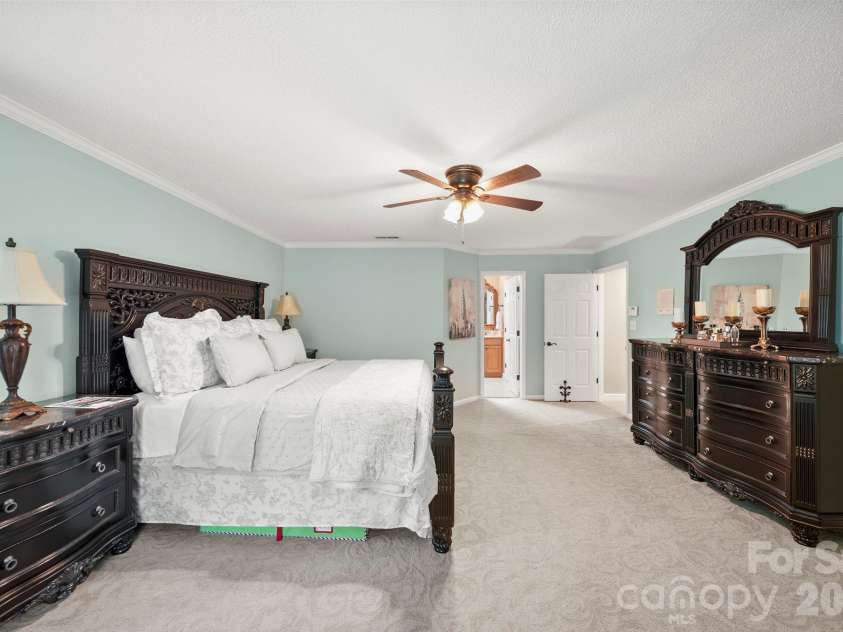 200 Keyhole Court, Cramerton, NC 28032.  MLS# CAR4416630, YatesRealty ID 46154. 