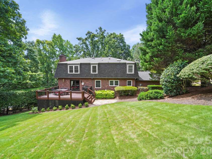 200 Keyhole Court, Cramerton, NC 28032.  MLS# CAR4416630, YatesRealty ID 46154. 