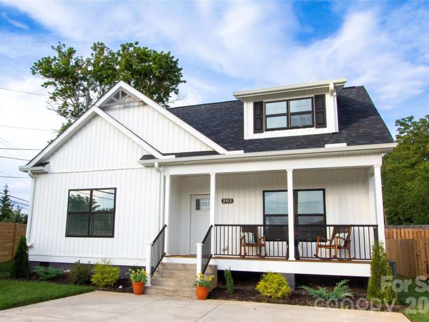 202 Southern Charm Road, Arden, NC 28704.  MLS# CAR4417127, YatesRealty ID 46156. 