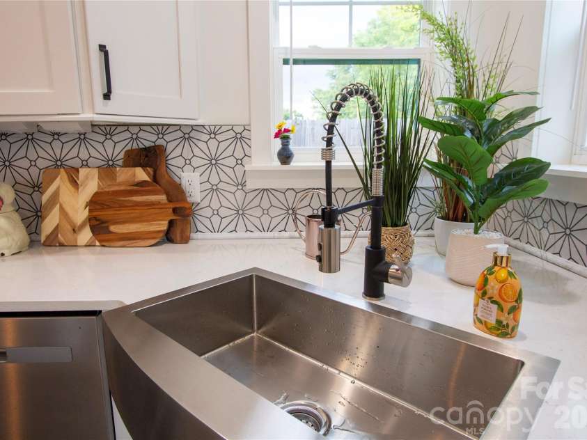 202 Southern Charm Road, Arden, NC 28704.  MLS# CAR4417127, YatesRealty ID 46156. 