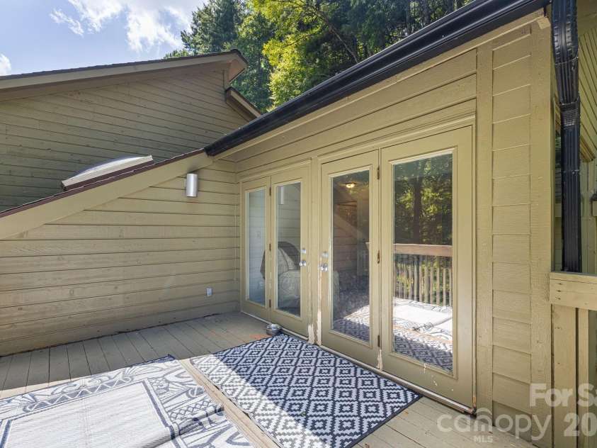 64 Big Spruce Lane, Waynesville, NC 28786.  MLS# CAR4399449, YatesRealty ID 46157. 