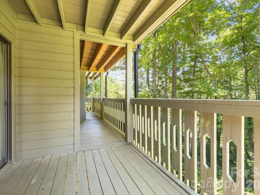 64 Big Spruce Lane, Waynesville, NC 28786.  MLS# CAR4399449, YatesRealty ID 46157. 