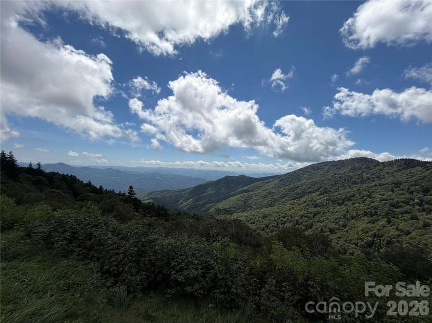 64 Big Spruce Lane, Waynesville, NC 28786.  MLS# CAR4399449, YatesRealty ID 46157. 