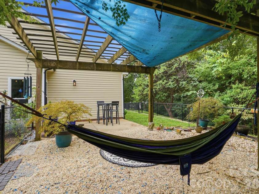 282 Kendra Drive, Concord, NC 28025.  MLS# CAR4414096, YatesRealty ID 46159. 