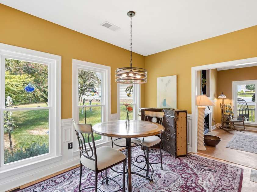 282 Kendra Drive, Concord, NC 28025.  MLS# CAR4414096, YatesRealty ID 46159. So much natural light!