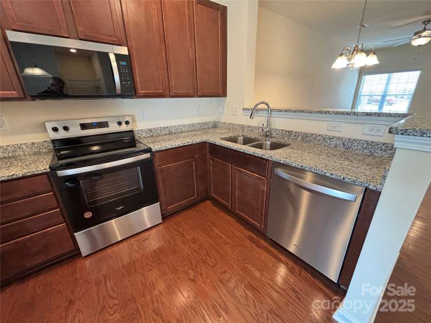 13615 Browhill Lane, Charlotte, NC 28278.  MLS# CAR4233830, YatesRealty ID 4616. 