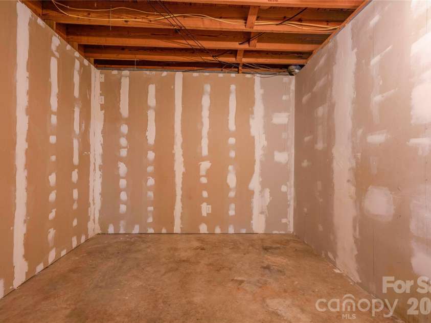 1803 David Drive, Shelby, NC 28150.  MLS# CAR4356185, YatesRealty ID 4616. Basement