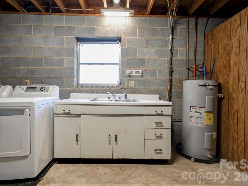 1803 David Drive, Shelby, NC 28150.  MLS# CAR4356185, YatesRealty ID 4616. Basement