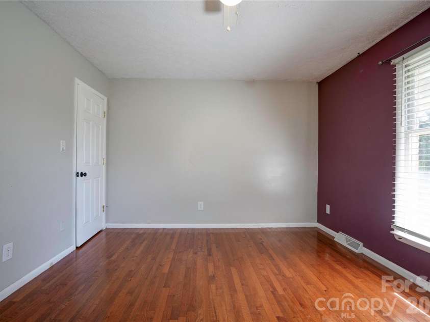 1803 David Drive, Shelby, NC 28150.  MLS# CAR4356185, YatesRealty ID 4616. Bedroom 3