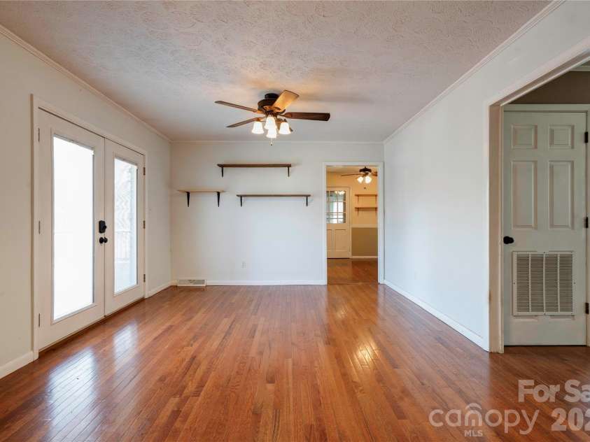 1803 David Drive, Shelby, NC 28150.  MLS# CAR4356185, YatesRealty ID 4616. Den/Dining Room