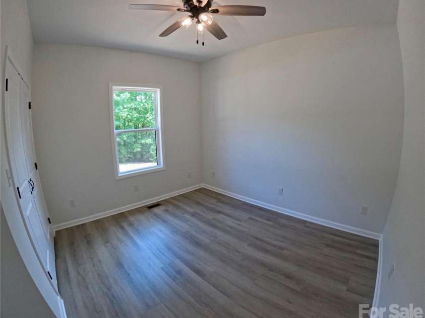 20 Big Sky Drive, Marion, NC 28752.  MLS# CAR4417273, YatesRealty ID 46160. 