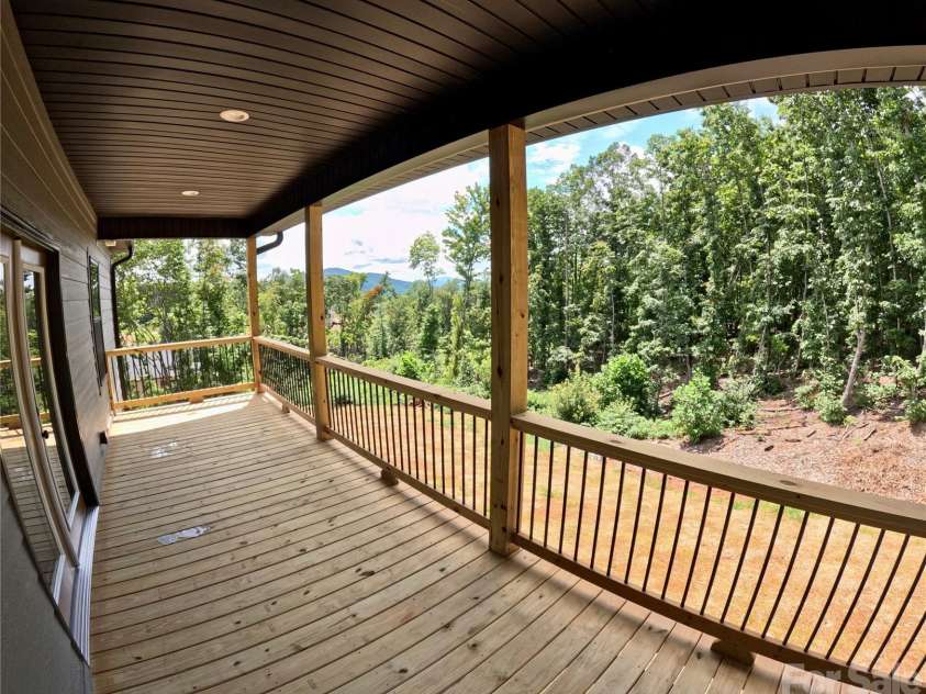 20 Big Sky Drive, Marion, NC 28752.  MLS# CAR4417273, YatesRealty ID 46160. 