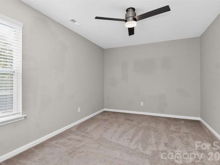 2527 Austyn Joey Drive, Charlotte, NC 28214.  MLS# CAR4404980, YatesRealty ID 46162. 