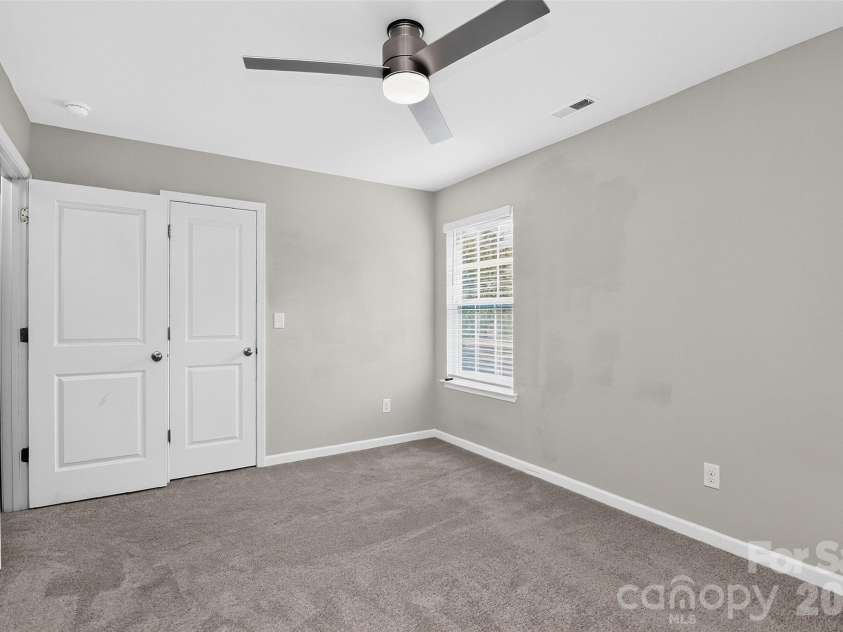 2527 Austyn Joey Drive, Charlotte, NC 28214.  MLS# CAR4404980, YatesRealty ID 46162. 