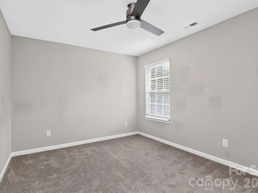 2527 Austyn Joey Drive, Charlotte, NC 28214.  MLS# CAR4404980, YatesRealty ID 46162. 