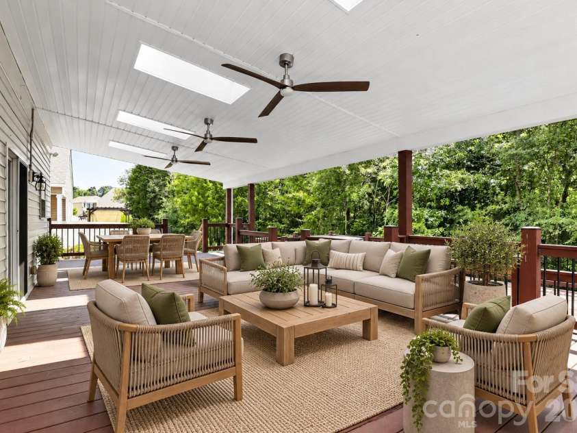 2527 Austyn Joey Drive, Charlotte, NC 28214.  MLS# CAR4404980, YatesRealty ID 46162. Virtually Staged