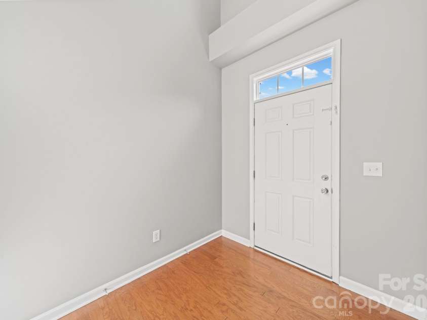 3342 Park South Station Boulevard, Charlotte, NC 28210.  MLS# CAR4417276, YatesRealty ID 46163. 