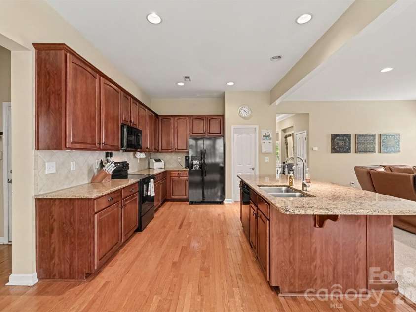 9883 Darby Creek Avenue, Concord, NC 28027.  MLS# CAR4416983, YatesRealty ID 46169. 