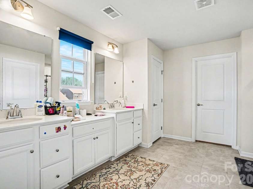 1035 Barnette Farm Lane, Monroe, NC 28110.  MLS# CAR4344877, YatesRealty ID 4617. 