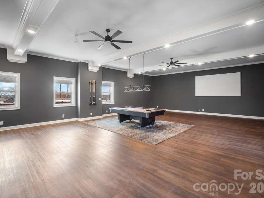 121 Main Street, Lexington, NC 27292.  MLS# CAR4356738, YatesRealty ID 4617. 
