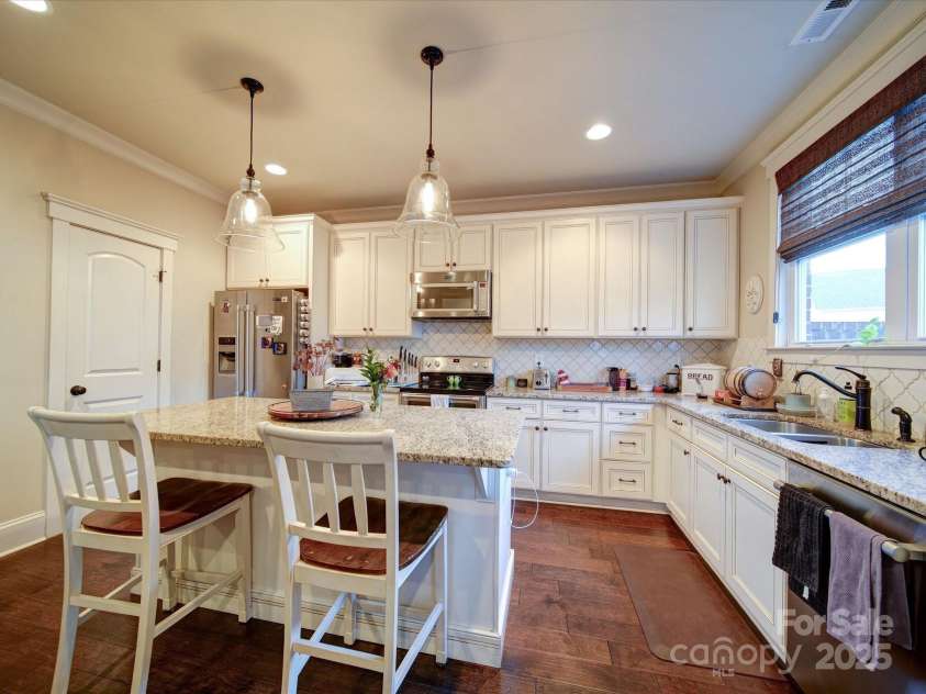 508 Summerfield Place, Belmont, NC 28012.  MLS# CAR4230413, YatesRealty ID 4617. 