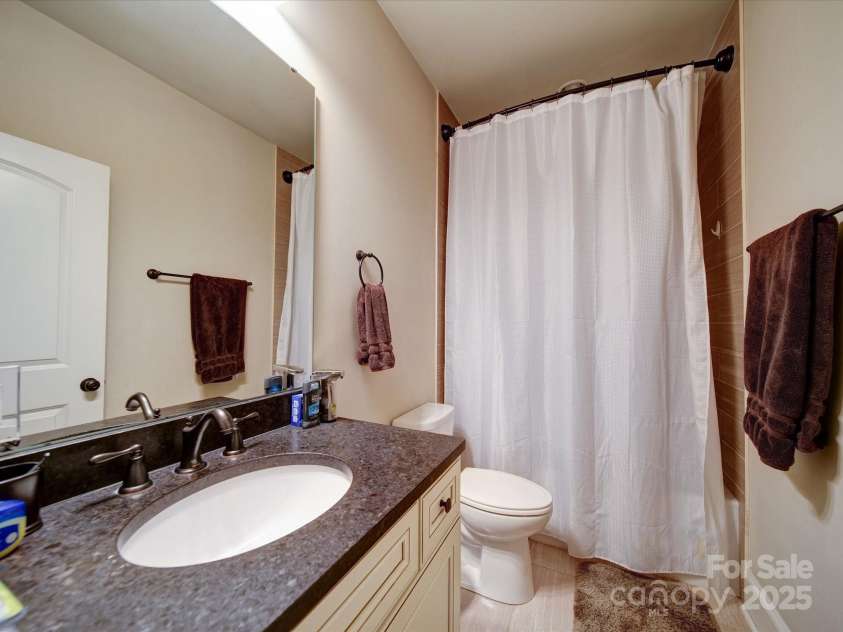 508 Summerfield Place, Belmont, NC 28012.  MLS# CAR4230413, YatesRealty ID 4617. 