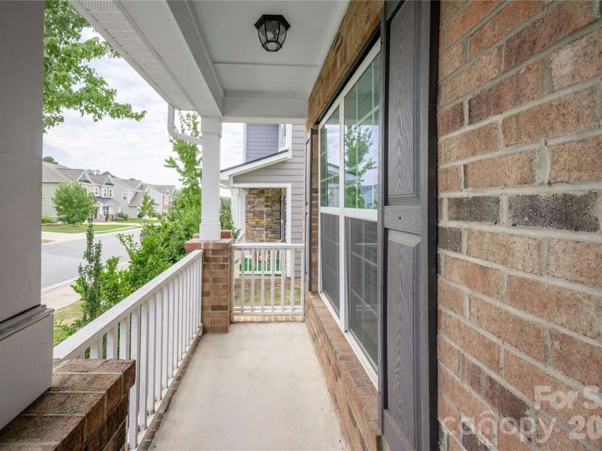 5077 Waterloo Drive, Tega Cay, SC 29708.  MLS# CAR4417245, YatesRealty ID 46170. 