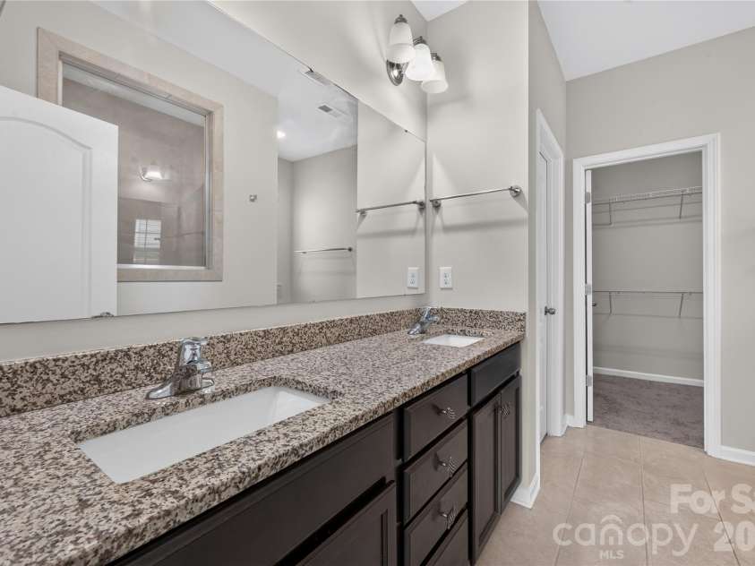 5077 Waterloo Drive, Tega Cay, SC 29708.  MLS# CAR4417245, YatesRealty ID 46170. 