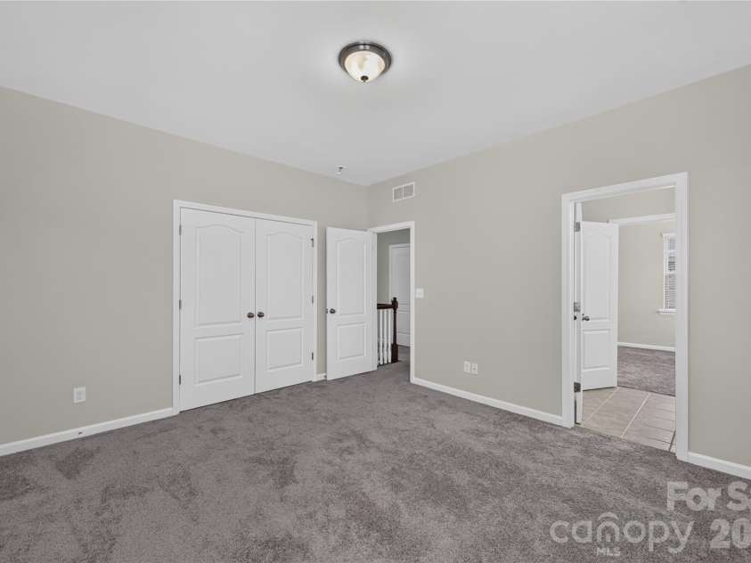 5077 Waterloo Drive, Tega Cay, SC 29708.  MLS# CAR4417245, YatesRealty ID 46170. 