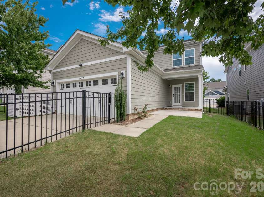 5077 Waterloo Drive, Tega Cay, SC 29708.  MLS# CAR4417245, YatesRealty ID 46170. 