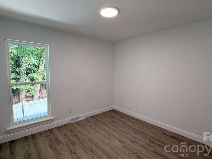 7107 Stonington Lane, Charlotte, NC 28227.  MLS# CAR4416930, YatesRealty ID 46171. Bedroom 2