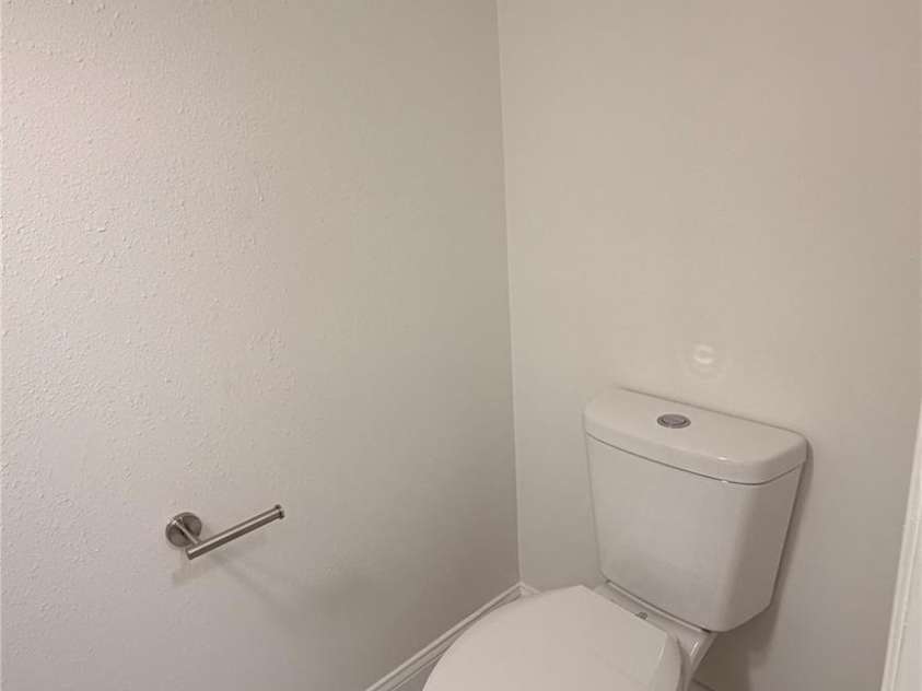 7107 Stonington Lane, Charlotte, NC 28227.  MLS# CAR4416930, YatesRealty ID 46171. Half bathroom