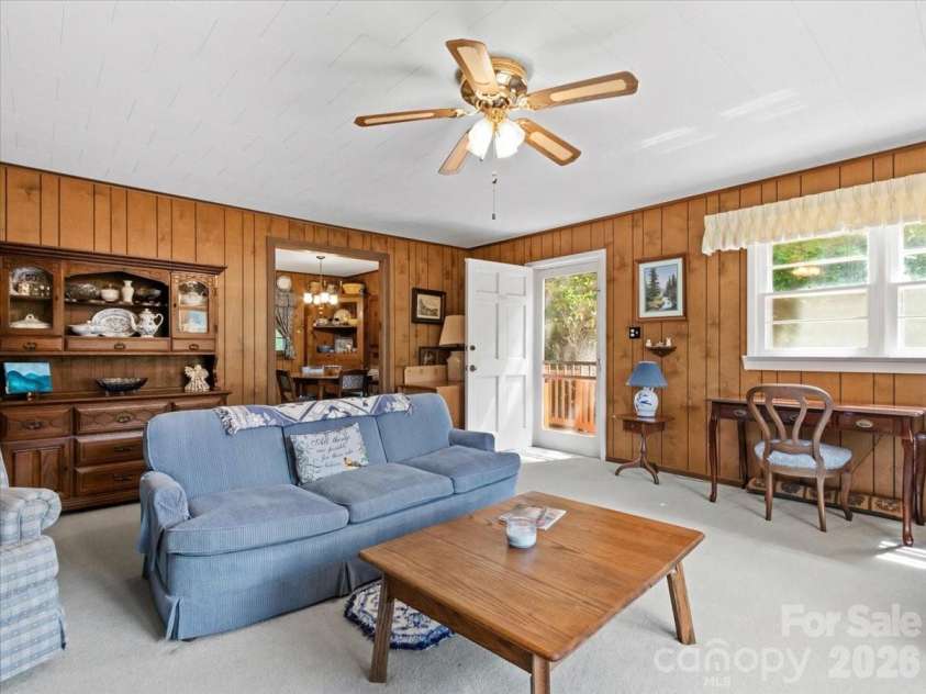 198 Florida Hill Drive, Green Mountain, NC 28740.  MLS# CAR4403043, YatesRealty ID 46172. 