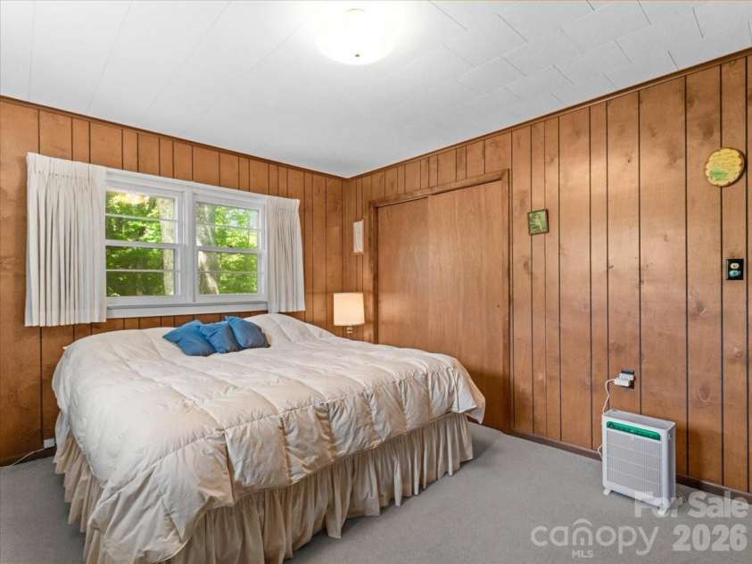 198 Florida Hill Drive, Green Mountain, NC 28740.  MLS# CAR4403043, YatesRealty ID 46172. 
