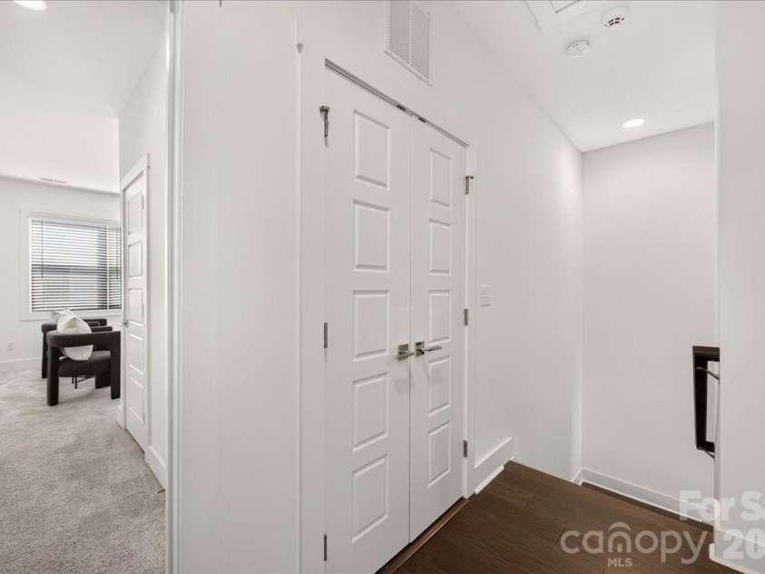 1146 36th Street, Charlotte, NC 28205.  MLS# CAR4417259, YatesRealty ID 46173. 