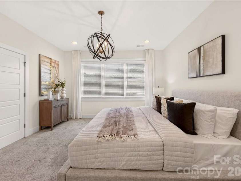 1146 36th Street, Charlotte, NC 28205.  MLS# CAR4417259, YatesRealty ID 46173. 