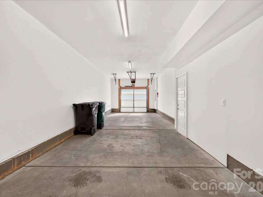1146 36th Street, Charlotte, NC 28205.  MLS# CAR4417259, YatesRealty ID 46173. 