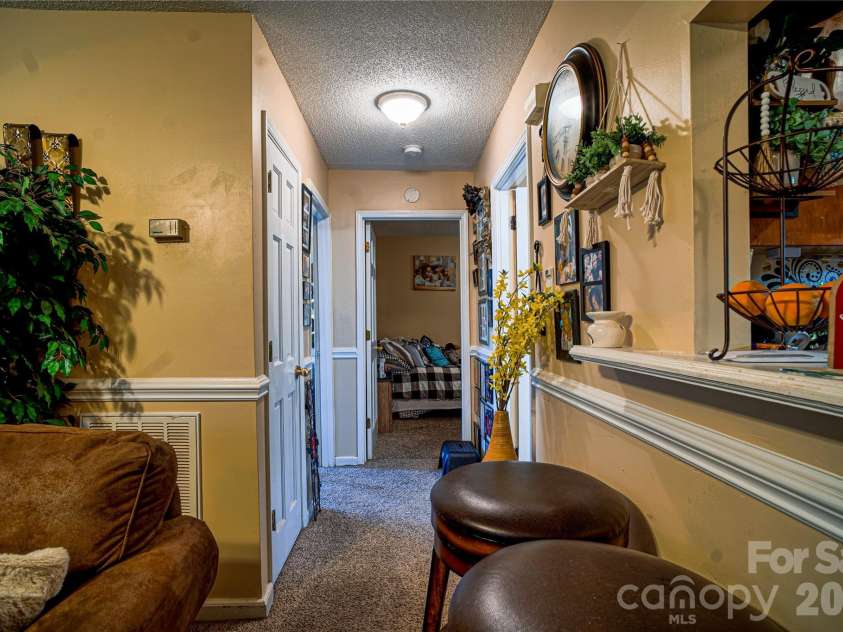 1595 Long Street, Salisbury, NC 28144.  MLS# CAR4414820, YatesRealty ID 46174. Unit A Hallway