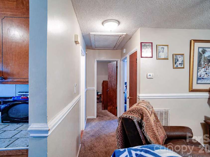 1595 Long Street, Salisbury, NC 28144.  MLS# CAR4414820, YatesRealty ID 46174. Unit B Hallway