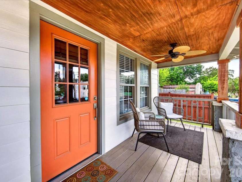 3331 Tuckaseegee Road, Charlotte, NC 28208.  MLS# CAR4417072, YatesRealty ID 46175. 