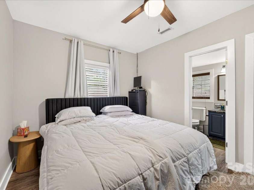 3331 Tuckaseegee Road, Charlotte, NC 28208.  MLS# CAR4417072, YatesRealty ID 46175. 