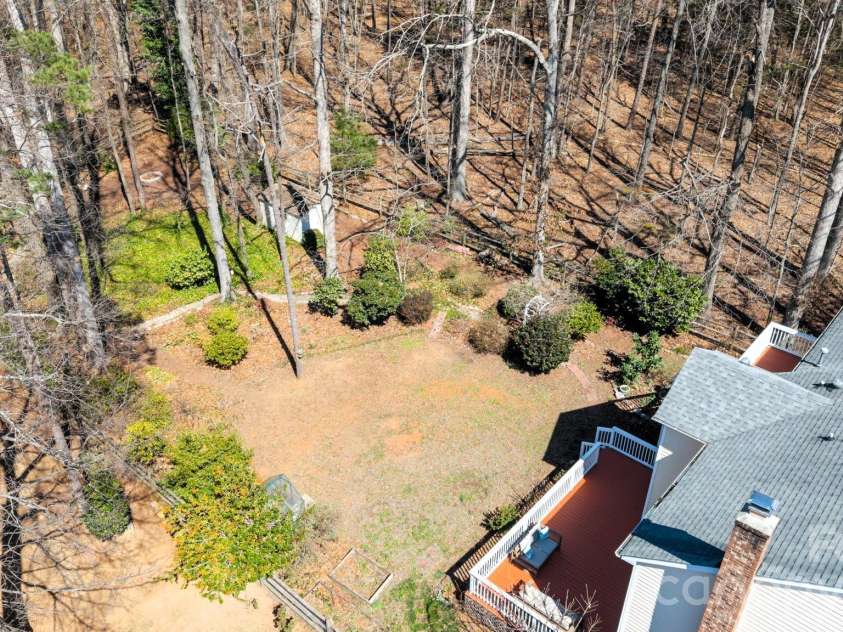 13702 Chambray Lane, Charlotte, NC 28278.  MLS# CAR4356054, YatesRealty ID 46177. 