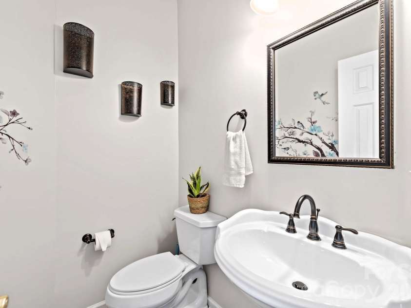13702 Chambray Lane, Charlotte, NC 28278.  MLS# CAR4356054, YatesRealty ID 46177. Half bath on main level