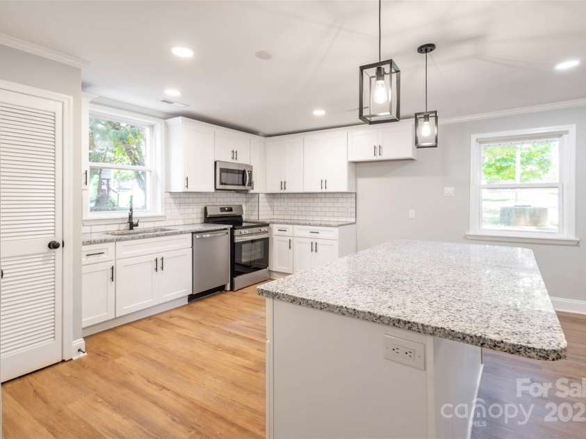 307 Ransom Street, Gastonia, NC 28052.  MLS# CAR4308860, YatesRealty ID 4618. 